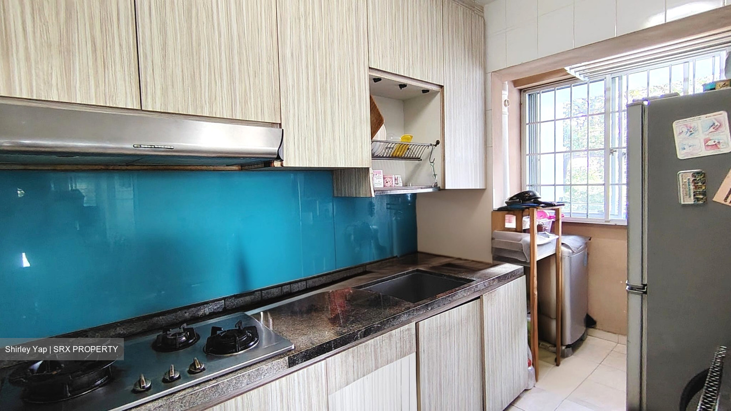 Blk 18B Buona Vista Court (Queenstown), HDB 3 Rooms #521618311
